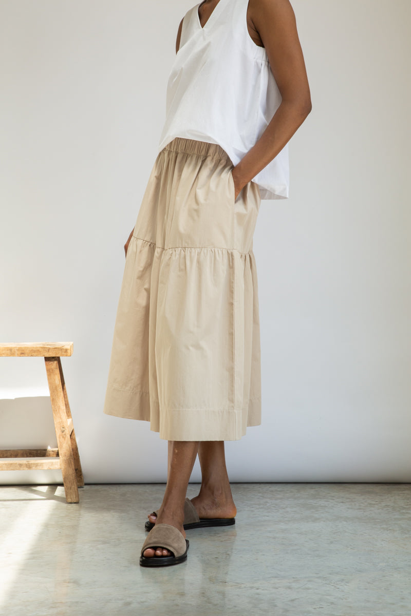 Cecilia Organic Cotton Poplin Skirt in Sand