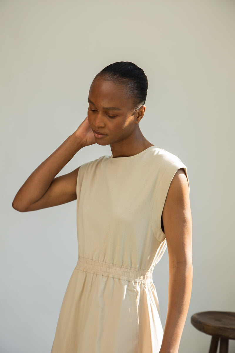 Tanya Organic Cotton Jersey and Poplin Dress in Sand