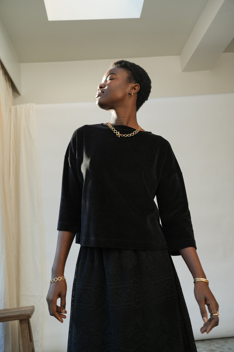 Divya Organic Cotton Velour Top in Black