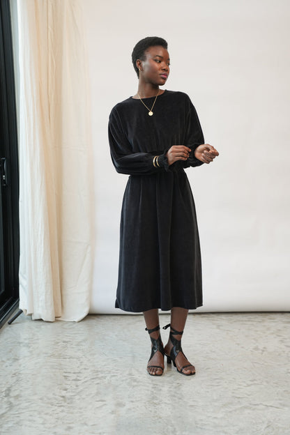 Aria Organic Cotton Velour Dress in Black