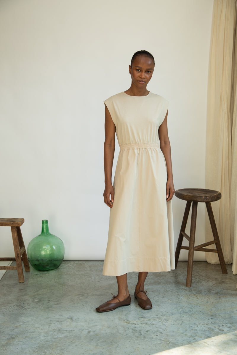 Tanya Organic Cotton Jersey and Poplin Dress in Sand